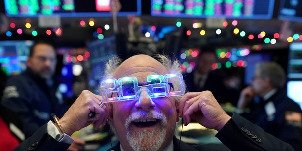 La bonne humeur règne à la Bourse de New York, au passage de la nouvelle année.