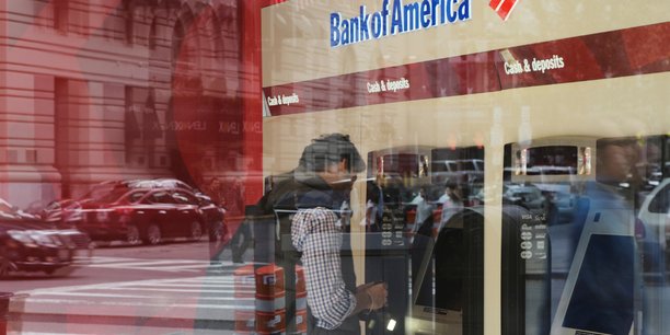 Bank of america amortit la baisse des taux par une croissance de ses prets[reuters.com]