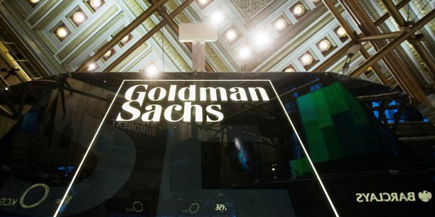 Goldman sachs demande aux salaries de retour de chine de rester chez eux[reuters.com]