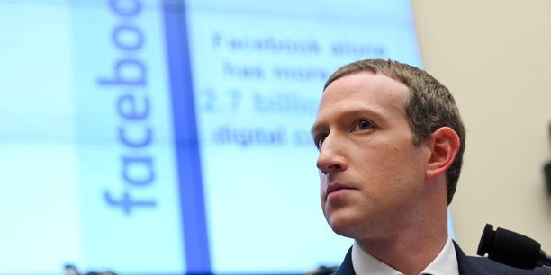 Mark zuckerberg concede que facebook devra payer plus d'impots[reuters.com]
