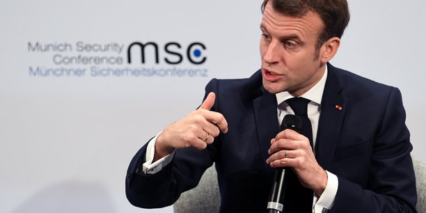 Macron ouvre la voie a une adhesion de la macedoine du nord et de l'albanie a l'ue[reuters.com]