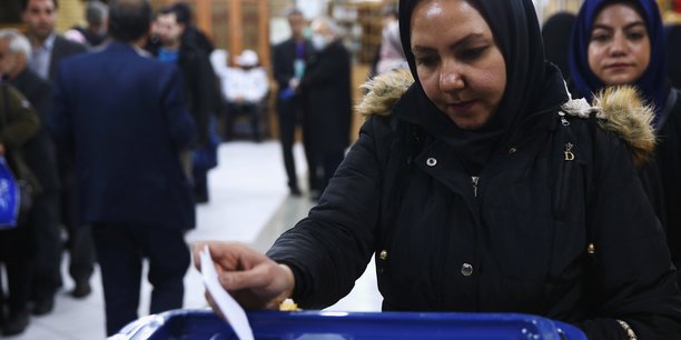 Ouverture des bureaux de vote en iran pour les elections legislatives[reuters.com]