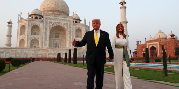 Donald trump accueilli en grande pompe en inde[reuters.com]