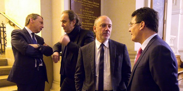 De gauche à droite: Alain Weill (PDG d'Altice France/SFR), Xavier Niel (propriétaire d'Iliad/Free), Stéphane Richard (PDG d'Orange) et Olivier Roussat (DG délégué de Bouygues et président du conseil d'administration de Bouygues Telecom).