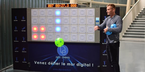 Vincent Raynaud propose ce mur digital à Toulouse, depuis début 2020, via son entreprise Digital-Events.