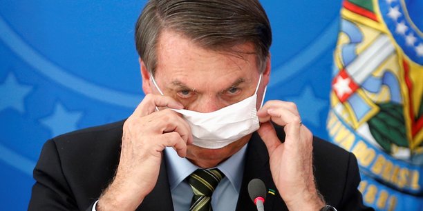 La « petite grippe » de Jair Bolsonaro