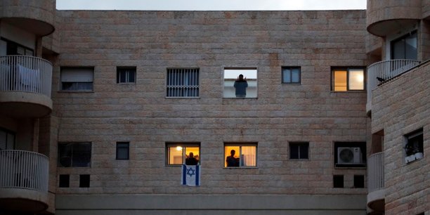 Coronavirus: israel rend obligatoire le confinement a domicile[reuters.com]