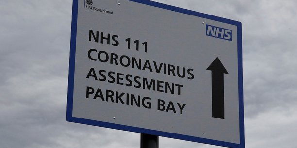 Coronavirus: la grande-bretagne mobilise son armee et menace de durcir ses mesures[reuters.com]