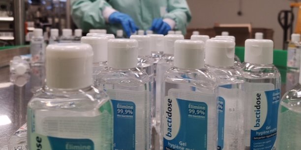 Pour faire face à la pandémie de covid-19, le groupe toulousain Berdoues se lance dans la production de gel hydroalcoolique pour le CHU de Toulouse.