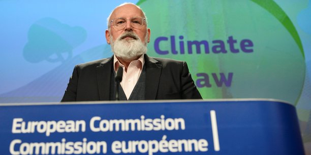 L'UE a le choix de s'entêter et continuer à s'enfoncer dans le cul-de-sac de cette transition énergétique absurde dans laquelle l'entraine le Commissaire en charge du climat, Franz Timmermans.