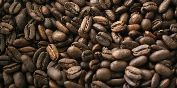 Coronavirus: les importateurs de cafe font des stocks par crainte du confinement[reuters.com]