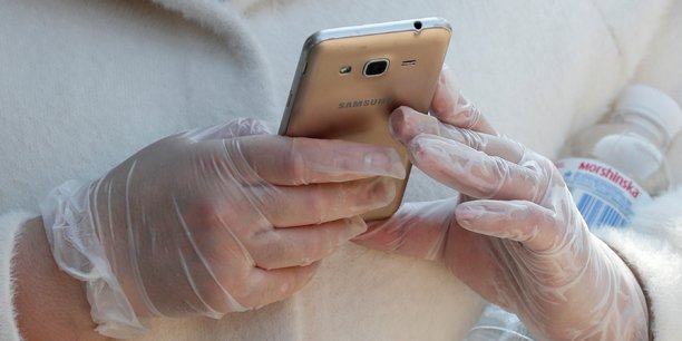 Plusieurs pays recourent déjà à des solutions de tracking des personnes via leur smartphone depuis le début de la crise du coronavirus.