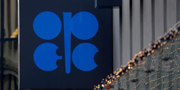 L'opep et la russie discutent d'une prolongation de la reduction de la production petroliere[reuters.com]
