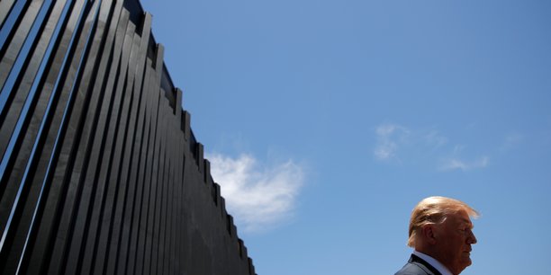 Donald Trump avait lancé en 2019 la construction d'un mur frontalier pour empêcher l'immigration illégale depuis le Mexique.