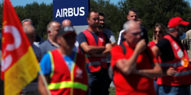 Les salaries d'airbus en greve a toulouse contre les suppressions de postes[reuters.com]