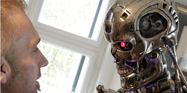 Robot humanoïde le cyborg (ici dans le film Terminator) est sans conteste l'une des nouvelles représentations de la puissance.