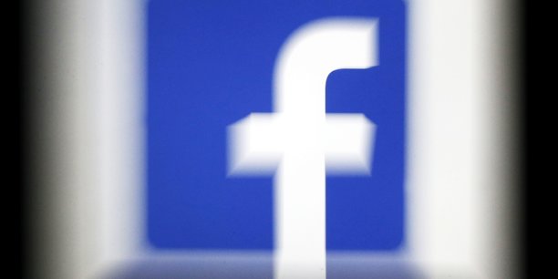 Facebook interdit a un comite pro-trump de faire de la publicite[reuters.com]