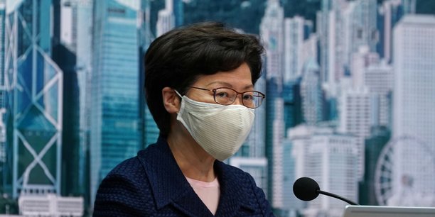 Hong kong denonce les sanctions us imposees contre des dirigeants[reuters.com]