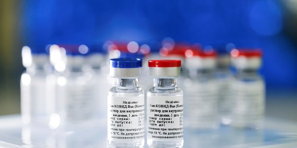 Coronavirus: la russie commencera a vacciner des medecins d'ici deux semaines[reuters.com]