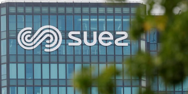 Suez annonce un projet de cessions d'activites dans quatre pays pour 1,1 milliard d'euros[reuters.com]