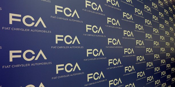 Psa-fca: clause d'incessibilite de six mois sur les actions faurecia[reuters.com]