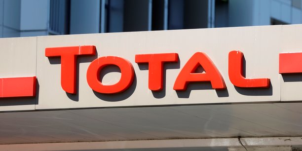 Total va cesser le raffinage a grandpuits, dit la cgt[reuters.com]