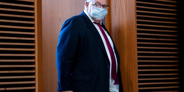 Coronavirus : deux ministres allemands se placent en isolement[reuters.com]