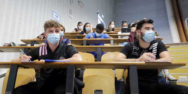 France: rentree universitaire chahutee par la crise du coronavirus[reuters.com]