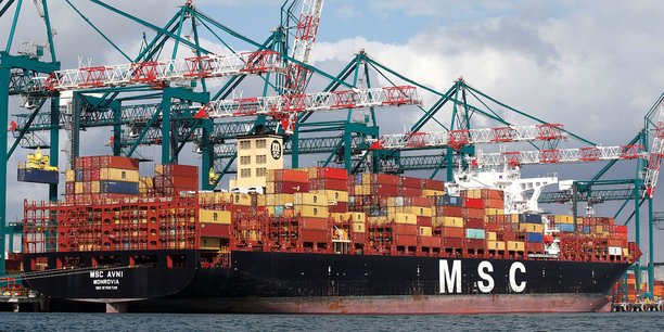 L'économie maritime englobe des centaines de métiers, qui vont de l'activité portuaire au tourisme en passant par l'industrie.