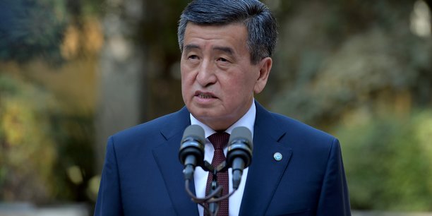 Le president du kirghizistan demissionne apres dix jours de troubles[reuters.com]