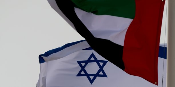 Visite historique d'une delegation emiratie en israel[reuters.com]