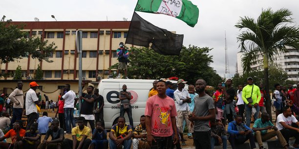 Nigeria: des soldats ont ouvert le feu contre des manifestants, selon des temoins[reuters.com]