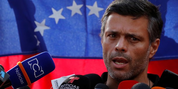 L'opposant venezuelien lopez fuit en colombie[reuters.com]