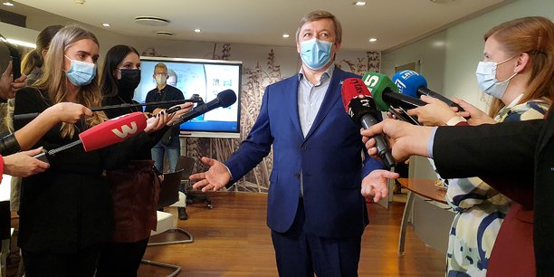 Lituanie: l'opposition de centre-droit revendique la victoire aux legislatives[reuters.com]