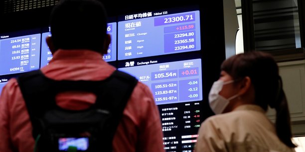 La bourse de tokyo termine pratiquement inchangee[reuters.com]