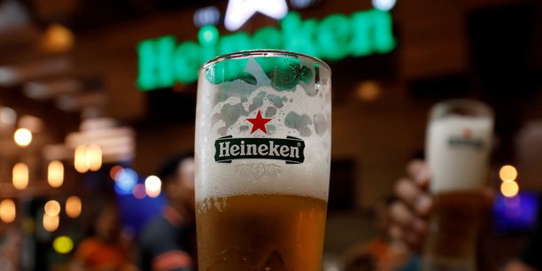 Heineken anticipe une fin d'annee volatile apres la reprise estivale[reuters.com]