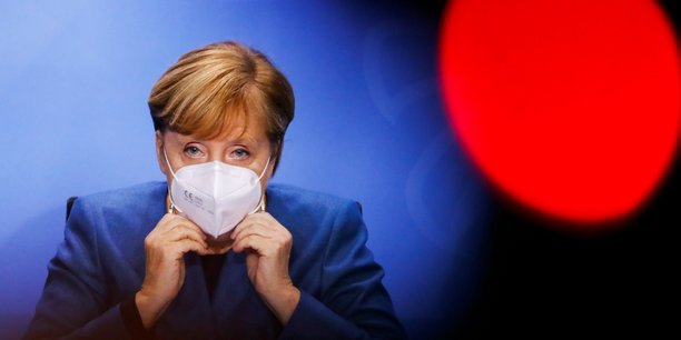 Merkel s'en prend a ceux qui minimisent les risques du coronavirus[reuters.com]