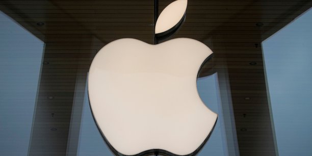 Apple decoit avec les ventes d'iphone malgre des resultats meilleurs que prevu[reuters.com]