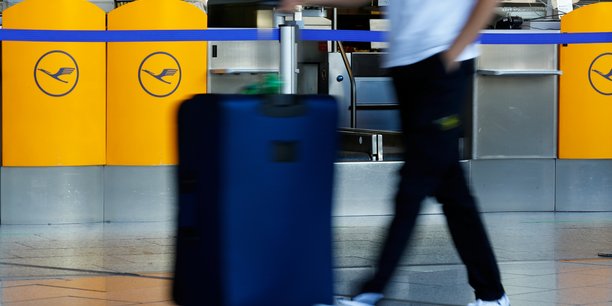 Lufthansa prevoit de nouvelles charges de restructuration au 4e trimestre[reuters.com]