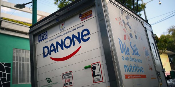 Danone annonce un milliard d'euros d'economies et jusqu'a 2.000 suppressions de postes[reuters.com]