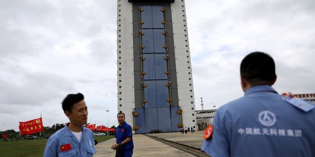 La chine envoie une sonde en mission sur la lune[reuters.com]