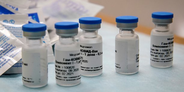 Coronavirus: le vaccin sputnik v sera moins cher que ces rivaux, dit la russie[reuters.com]