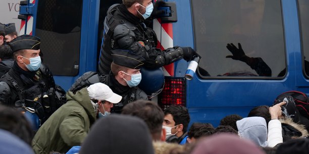 France: darmanin a demande un rapport au prefet de police de paris[reuters.com]