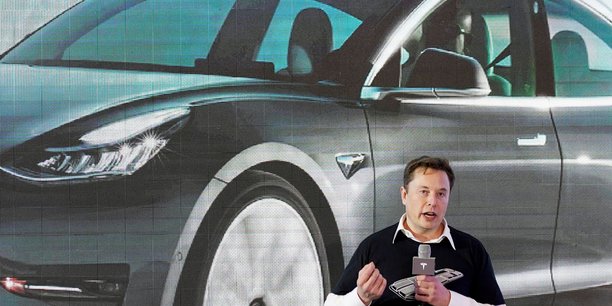Tesla pourrait developper en europe un modele compact, selon musk[reuters.com]