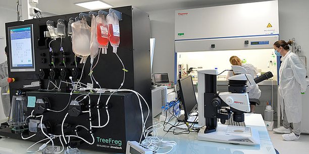 La machine qui permet à Treefrog Therapeutics de produire en grande quantité des cellules souches pluripotentes induites, dans son usine de Pessac.