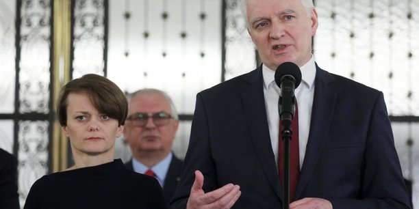 Budget: la pologne disposee a lever son veto si l'union justifie le lien avec l'etat de droit[reuters.com]