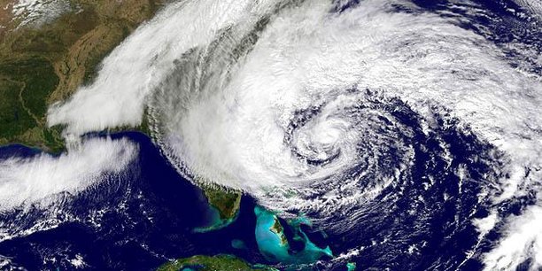 Jeudi, l'assureur suisse Zurich Insurance avait lui fait savoir que les demandes de dédommagements qu'il devra couvrir pour les ouragans dans les Caraïbes étaient pour le moment évaluées à 700 millions de dollars.