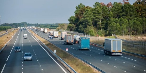 Les premiers véhicules autonomes devraient pouvoir rouler en 2021 sur une portion de l'A63, avec un conducteur derrière le volant.