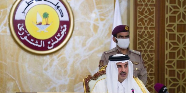 L'emir du qatar en route pour l'arabie saoudite, apres trois ans de crise[reuters.com]