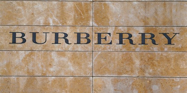Burberry: les ventes reculent encore au 3e trimestre, confiance sur un rebond[reuters.com]